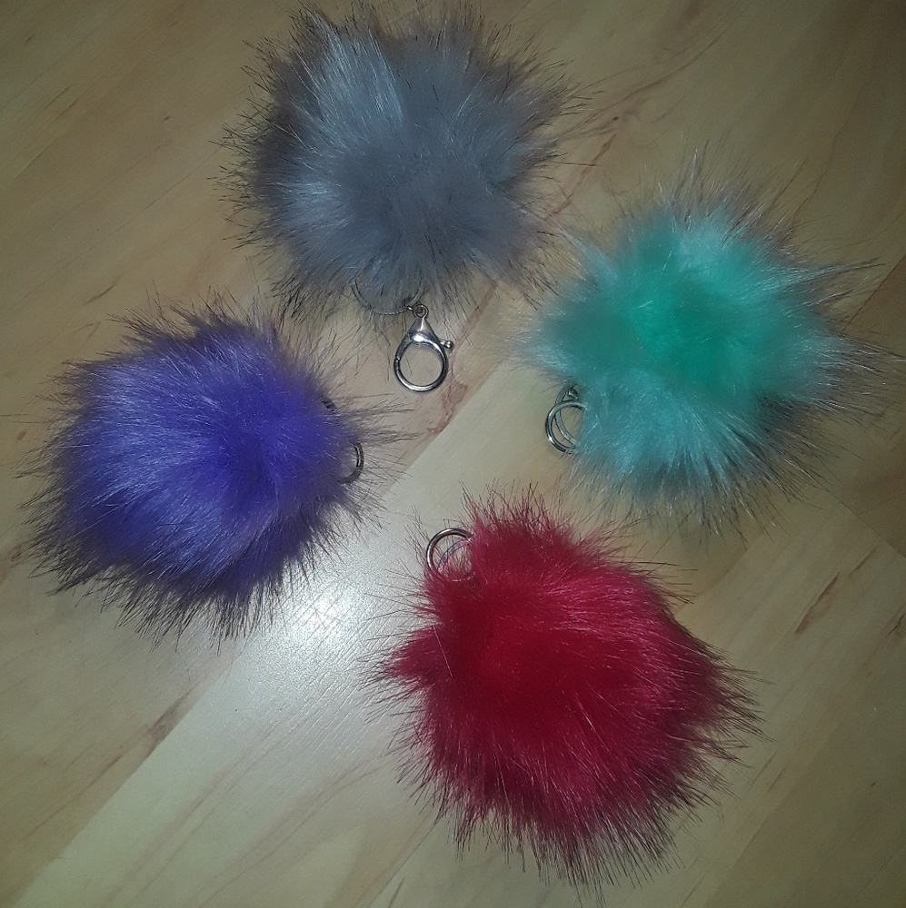 FAUX fur pom-pom key fob